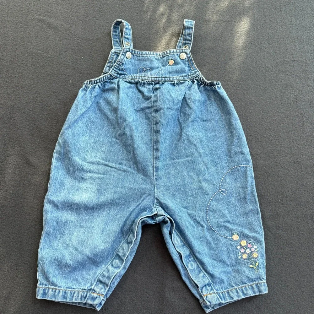 Vintage Carters Baby Girls Blue Denim Embroidered Floral Bumblebee Overalls 9M