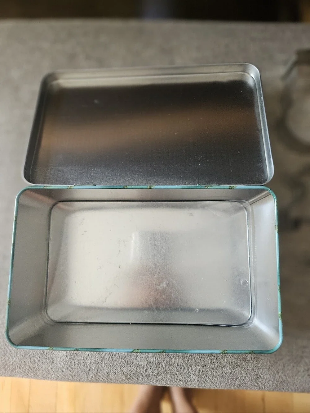 No brand set metal