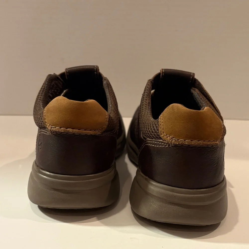 Clarks men dark