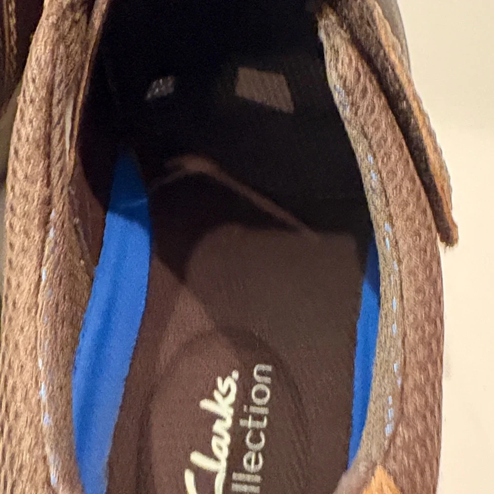 Clarks men dark