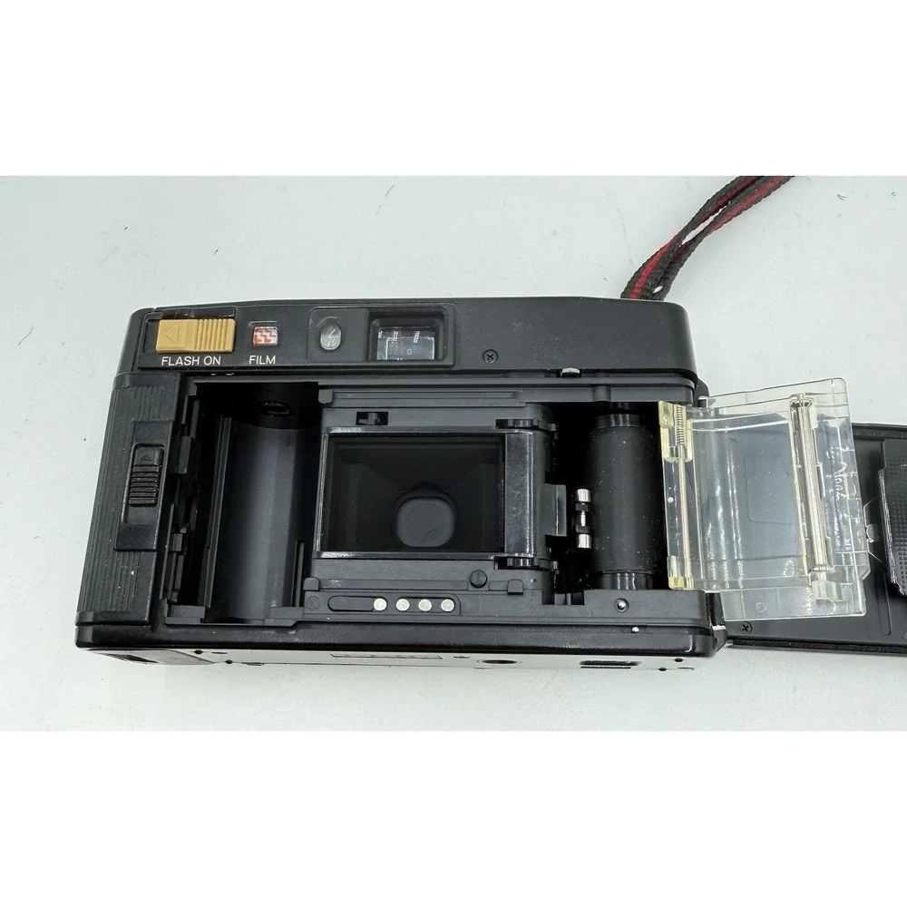 Minolta Talker AFSv 35mm Point Shoot Film Camera Autofocus Tested Working w Case