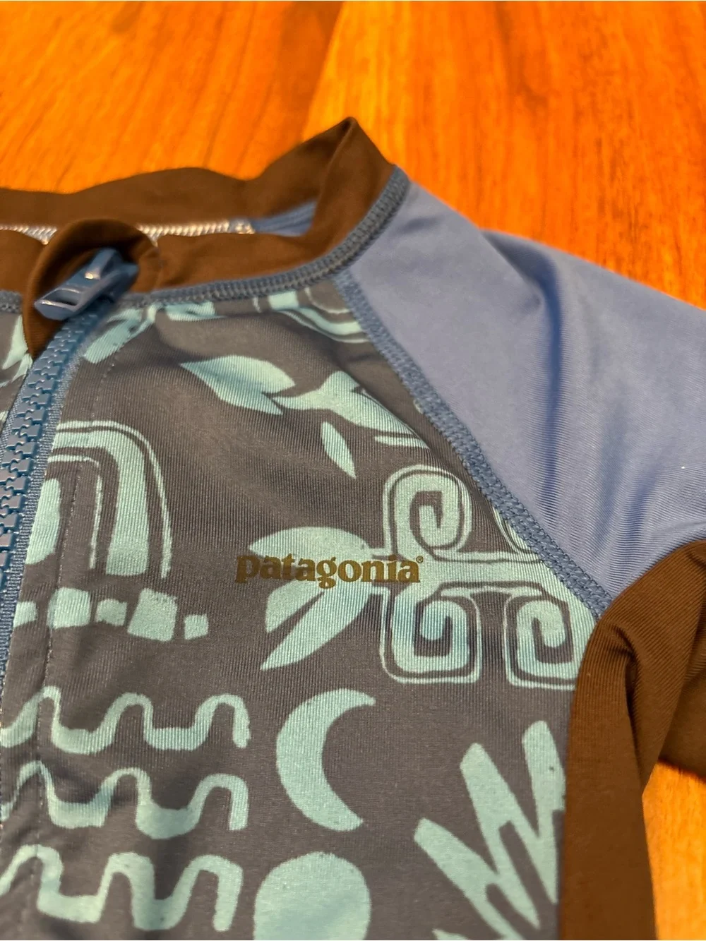 Patagonia blue black