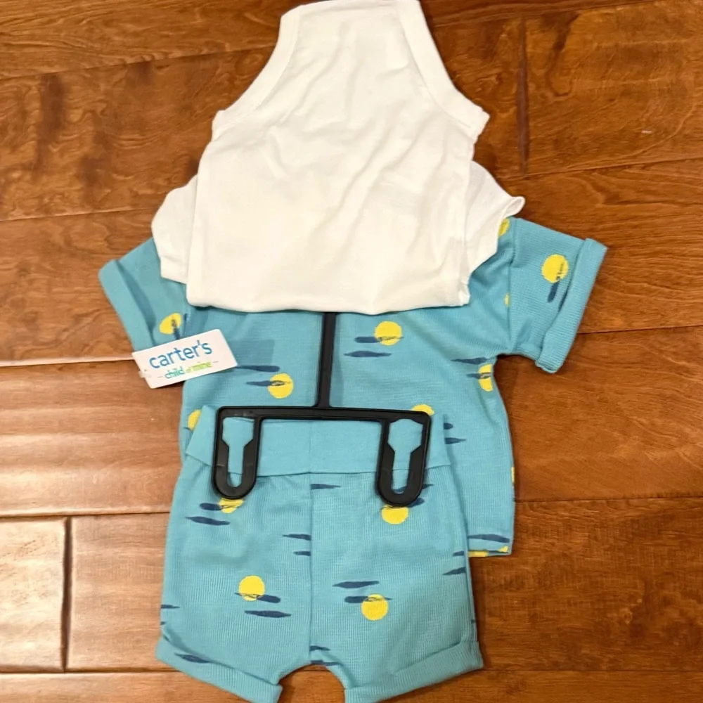NWT Size 0-3 months Carter's Blue and White 3 piece  Set