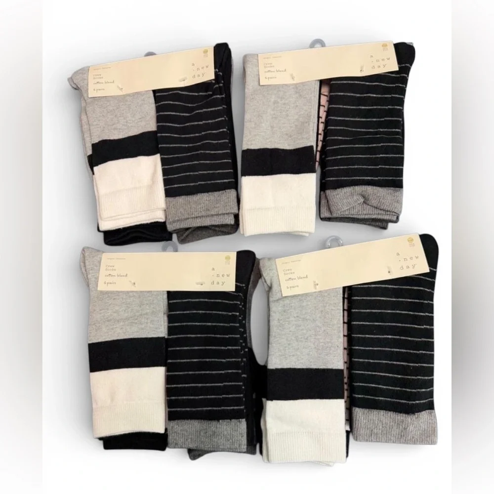 Women’s Crew Socks Bundle – 4 Packs (6 Pairs Each) – New