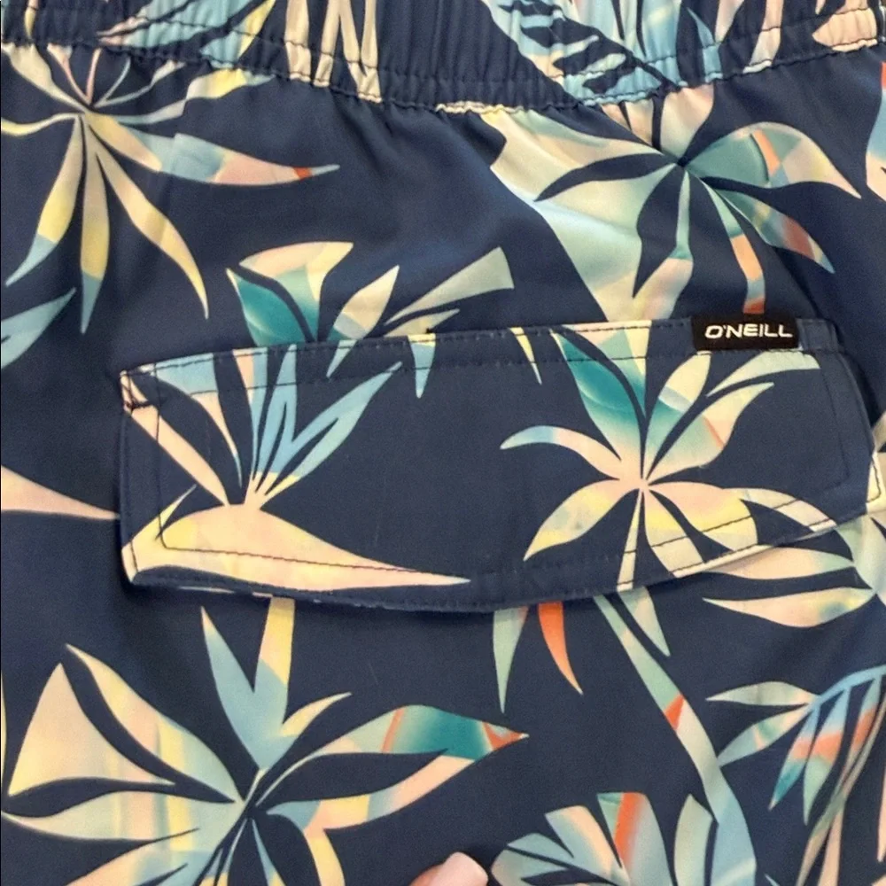ONeill vibrant leaf