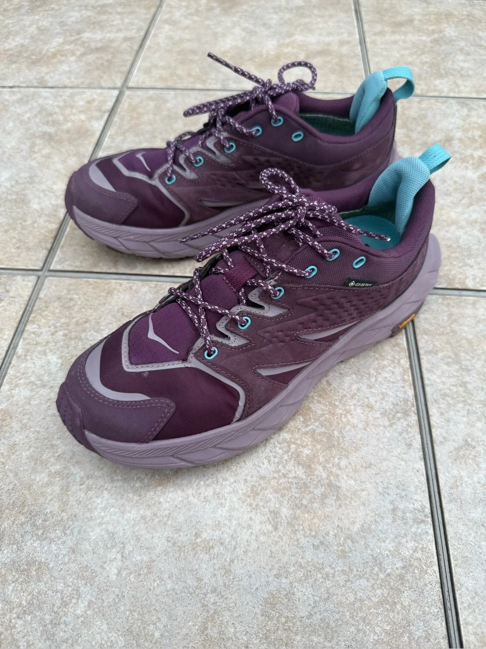 Hoka comfortable women’s