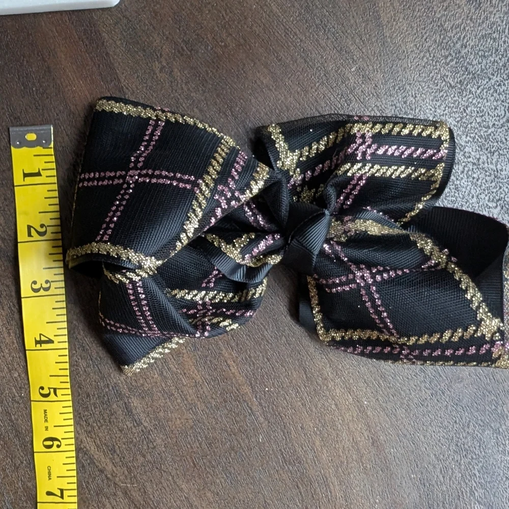 N/A white pattern