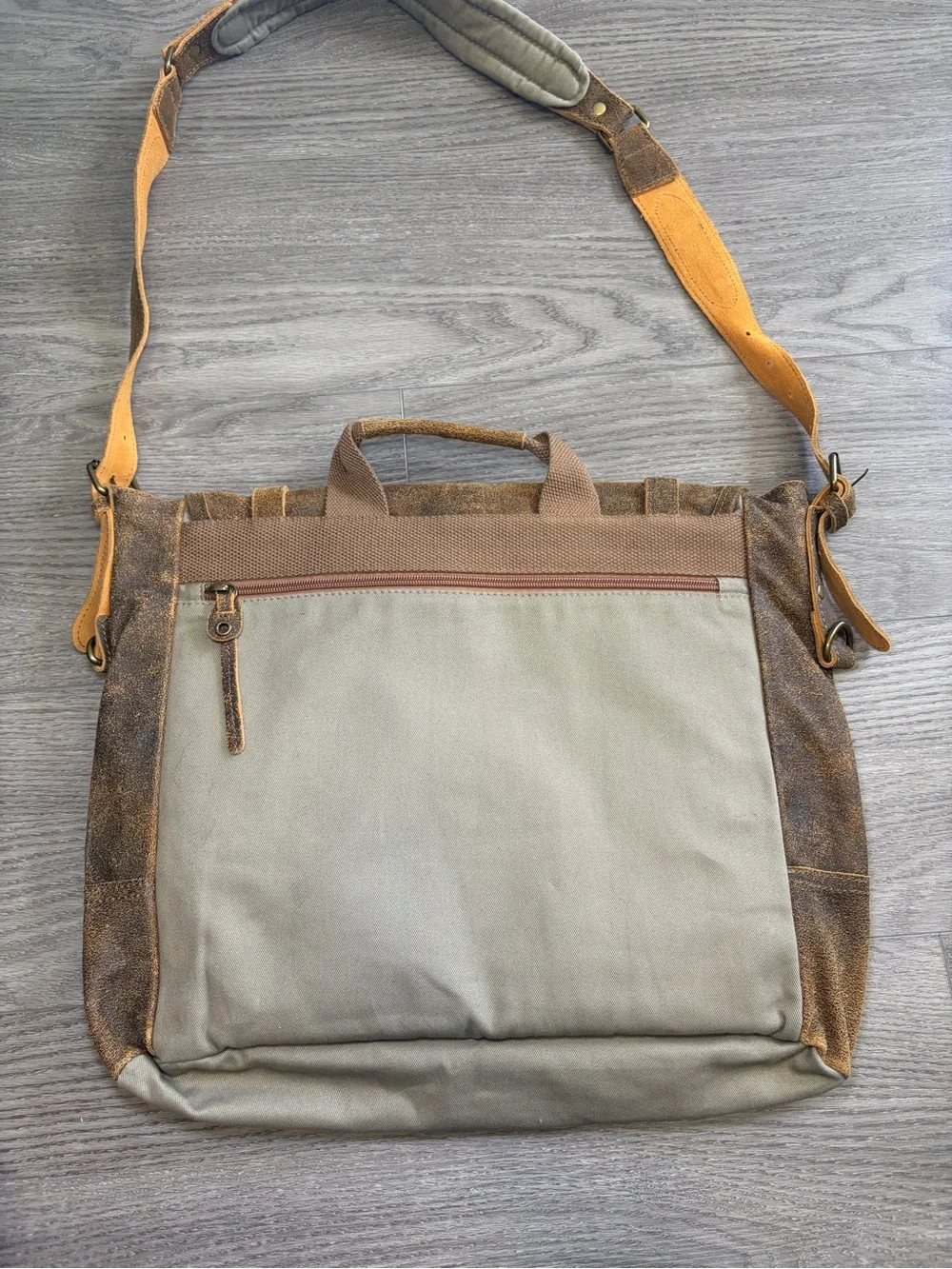 The Territory Ahead classic brown