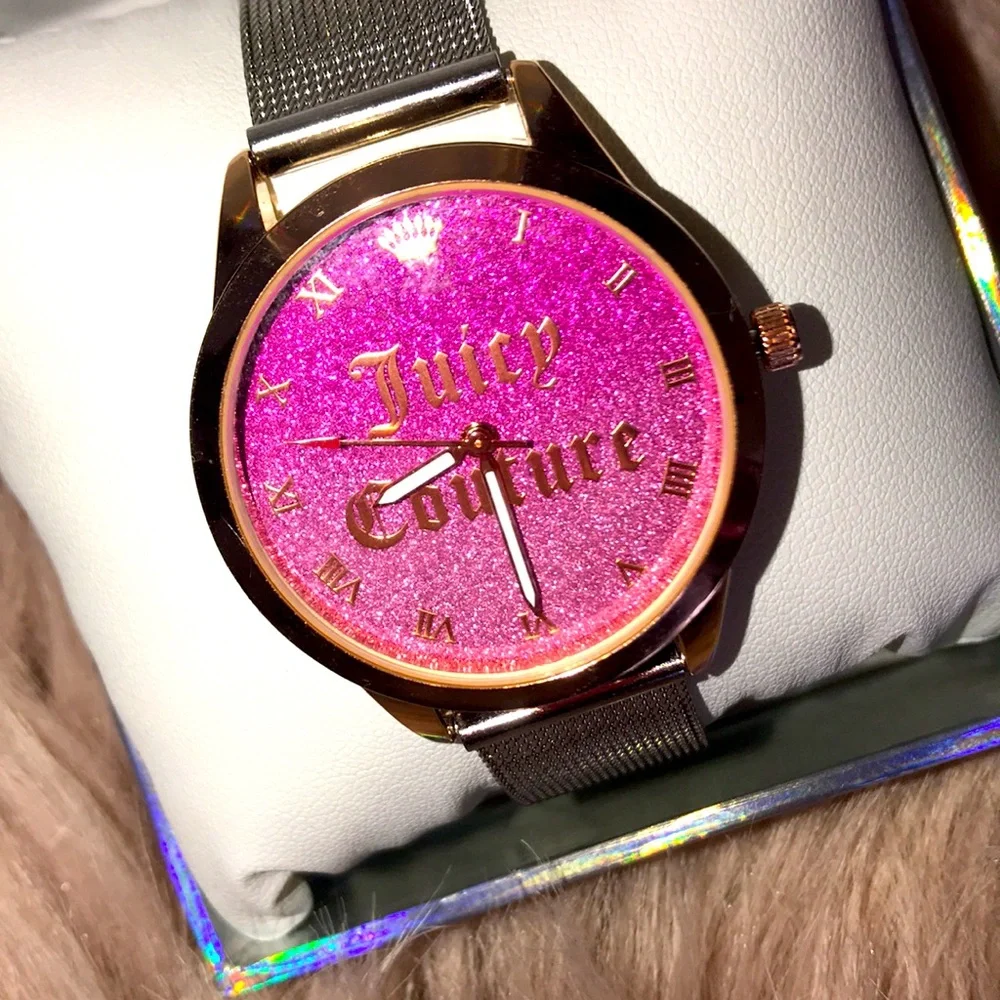 Juicy Couture jewelry details
