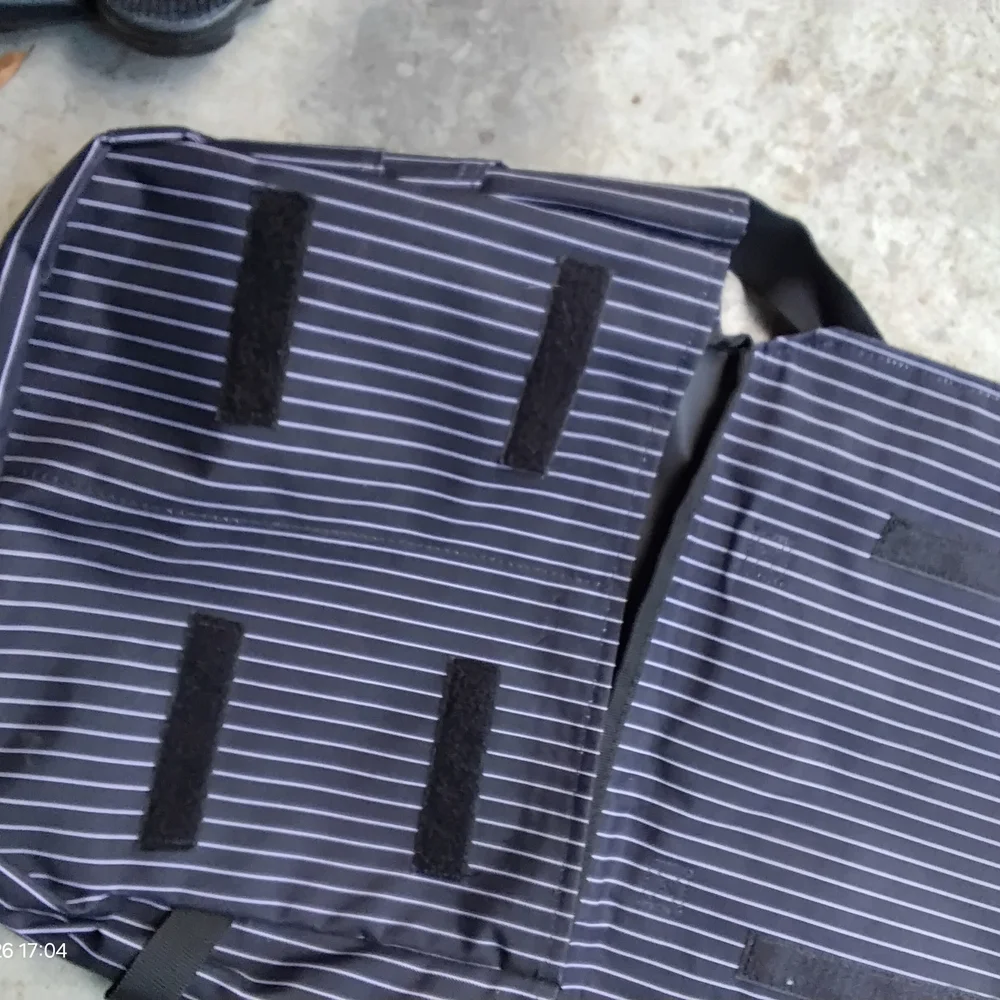 Dickies chic messenger
