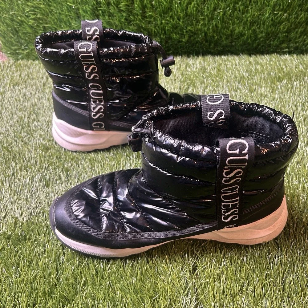 Guess outmost2 womens