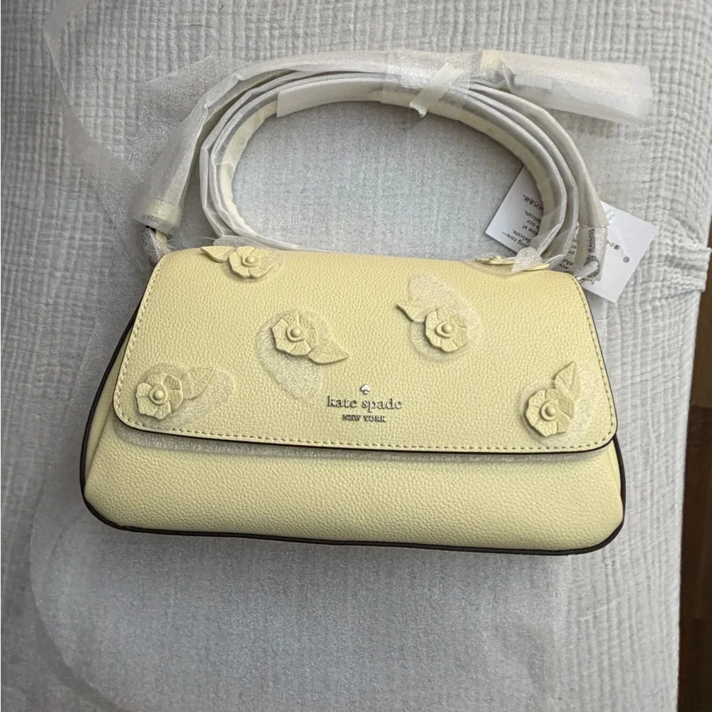 Kate‎ Spade  Sutton Floral Mini Crossbody NWT  Originally $329 Beautiful Lemon