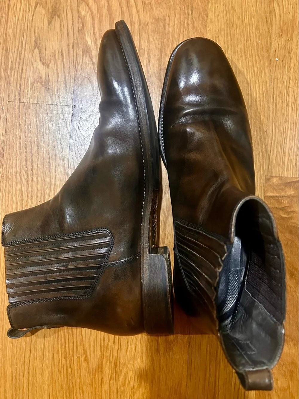 John Varvatos classic pull