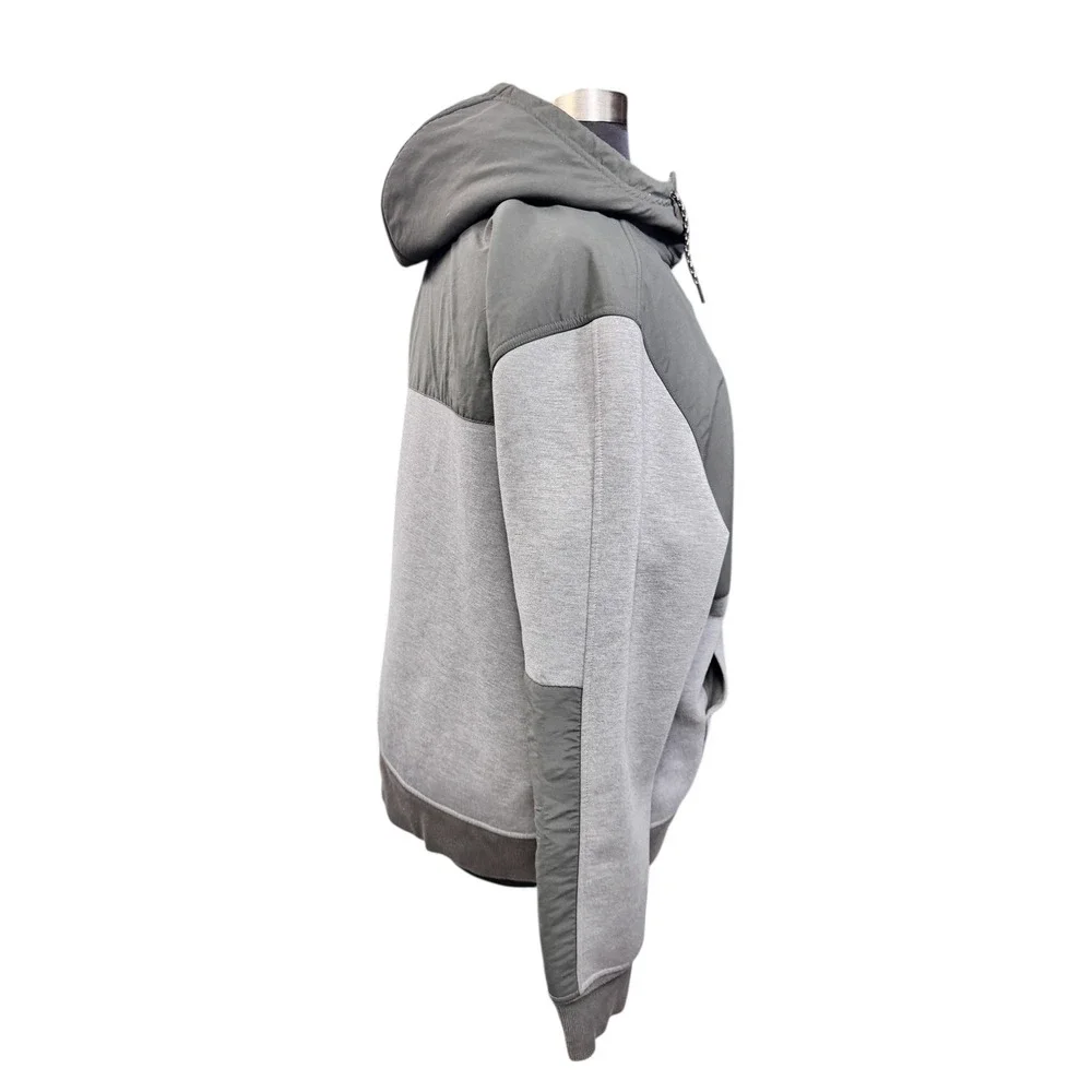 The North Face chest free athletic