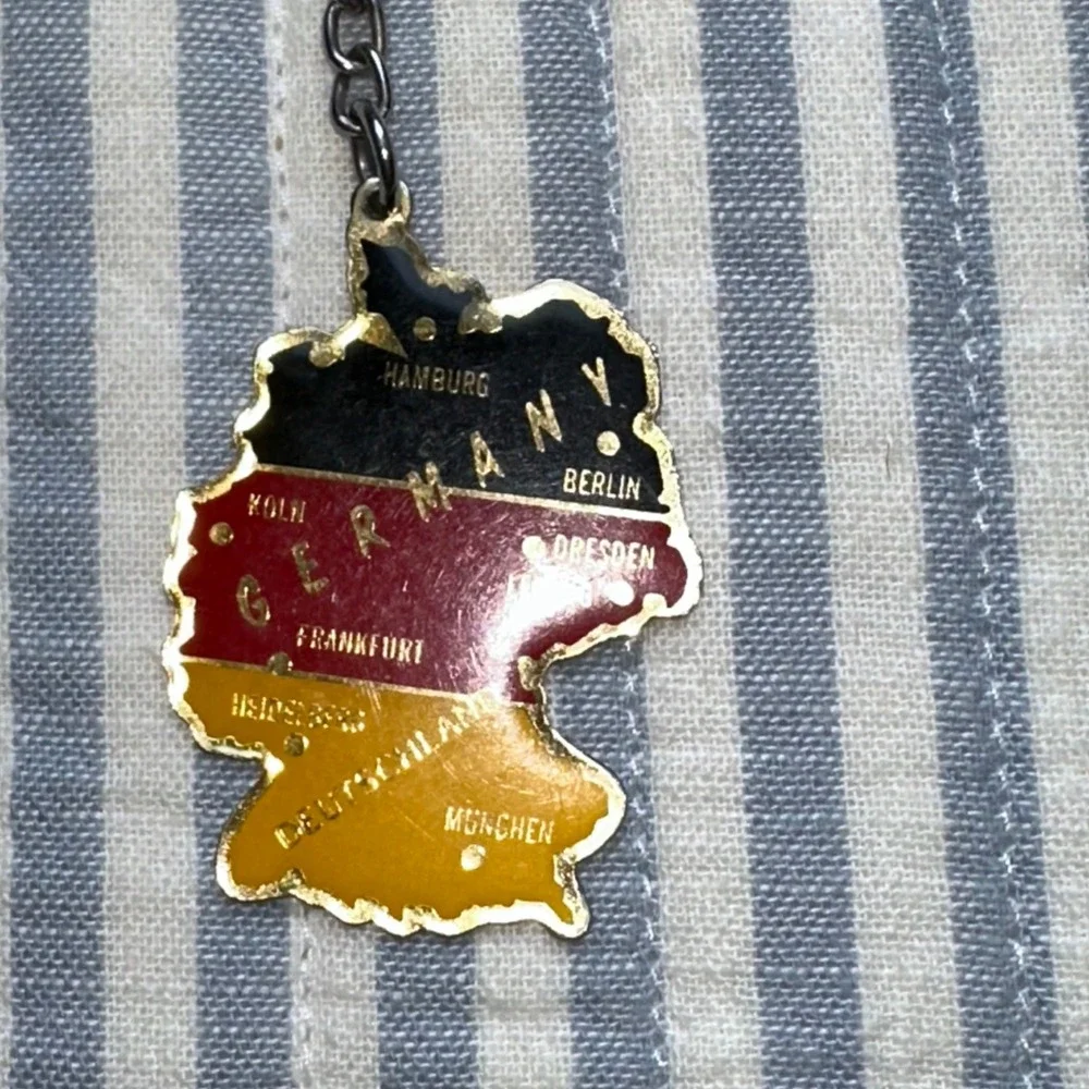 N/A vintage souvenir