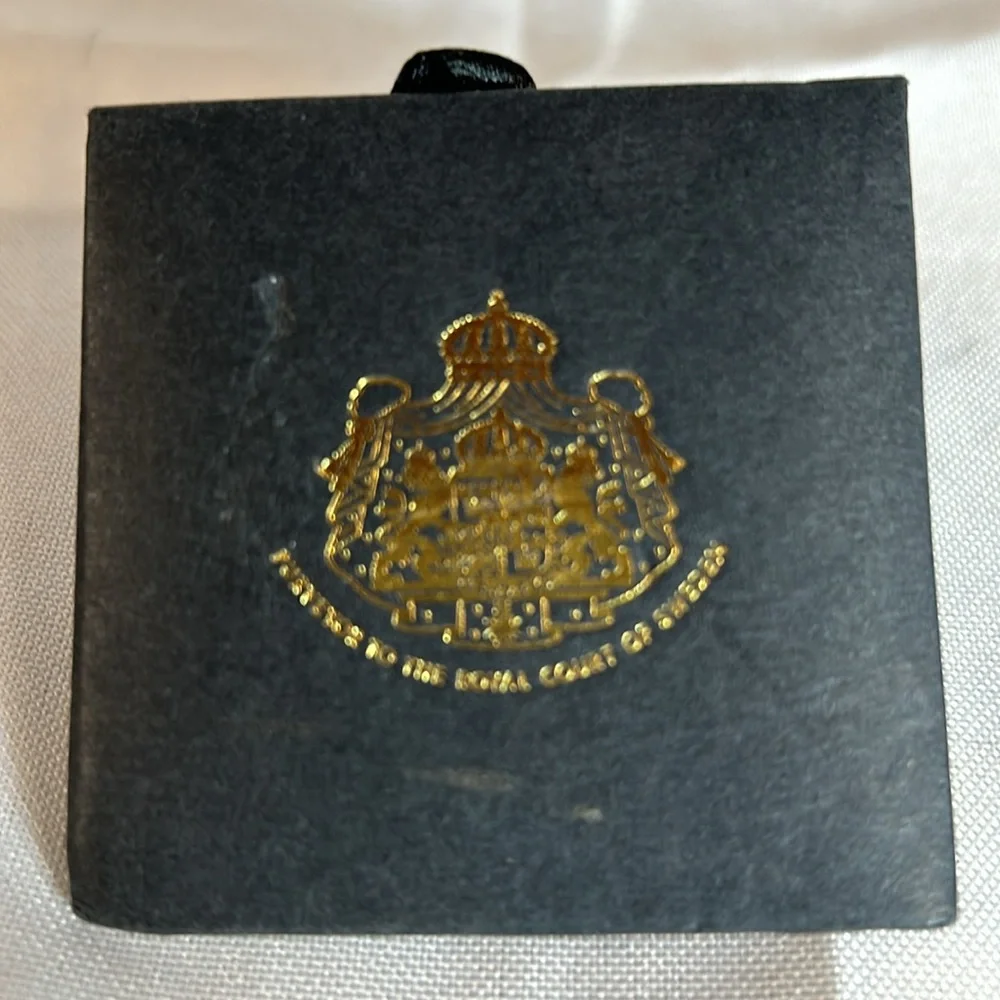 Purveyor to the RoyalCourt of Sweden dark green