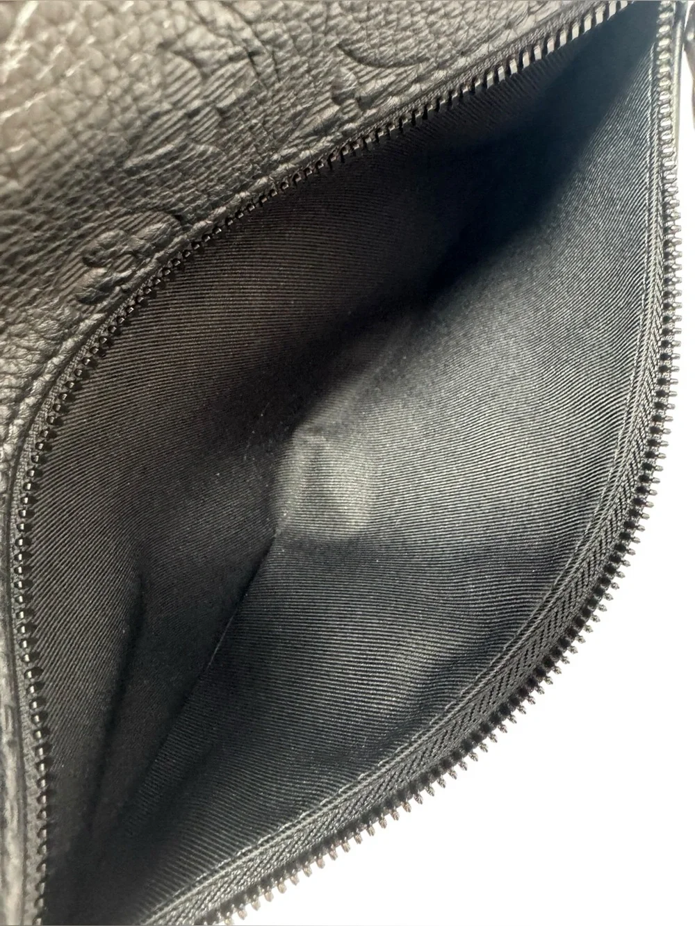 Louis Vuitton authentic unisex