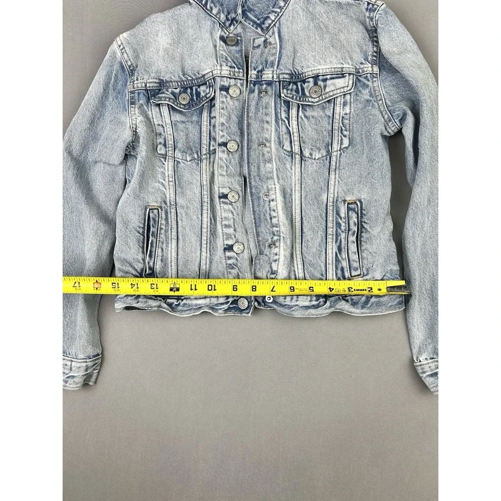 GAP item preowned