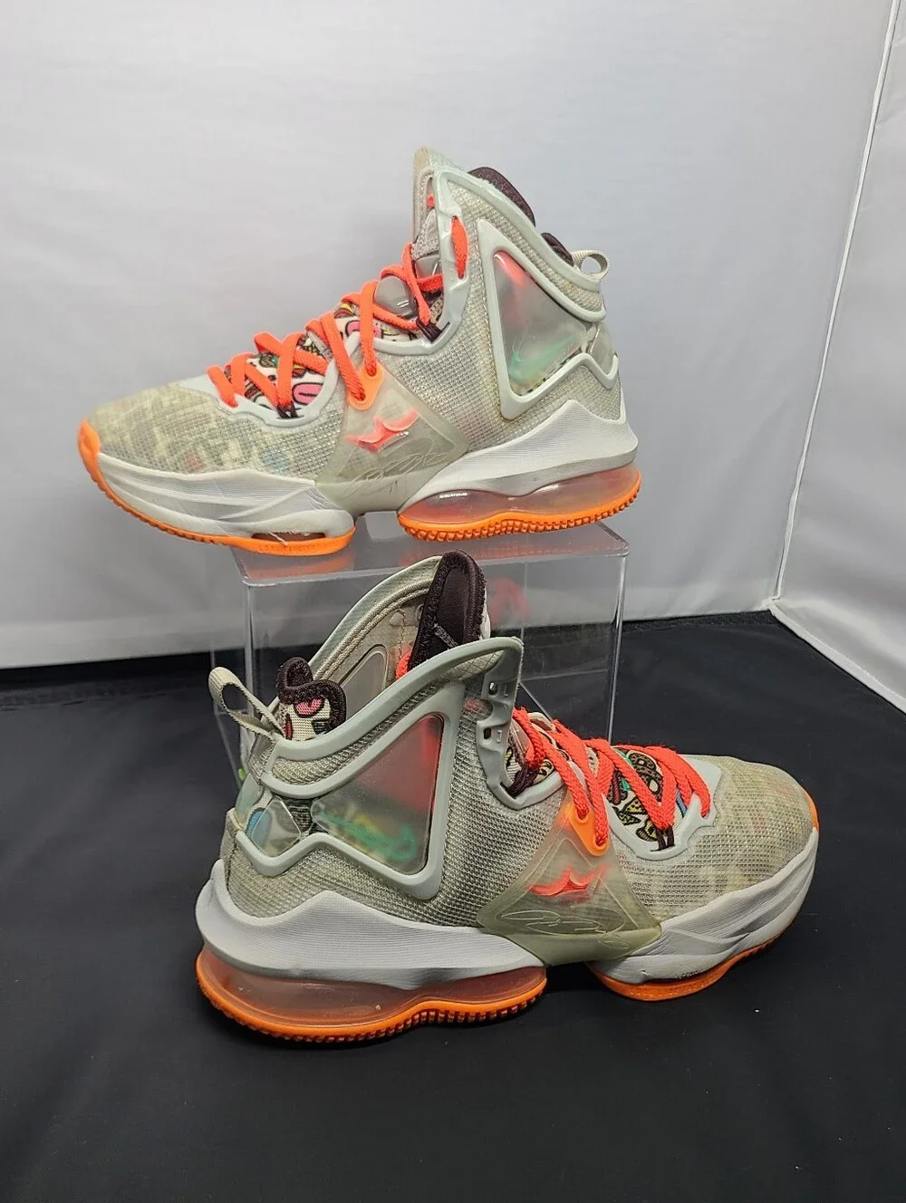 Nike lebron 19