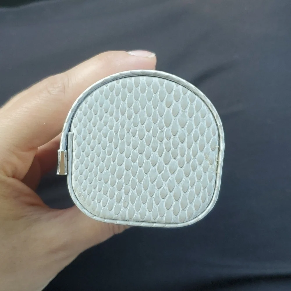 Jimmy Choo not included inside