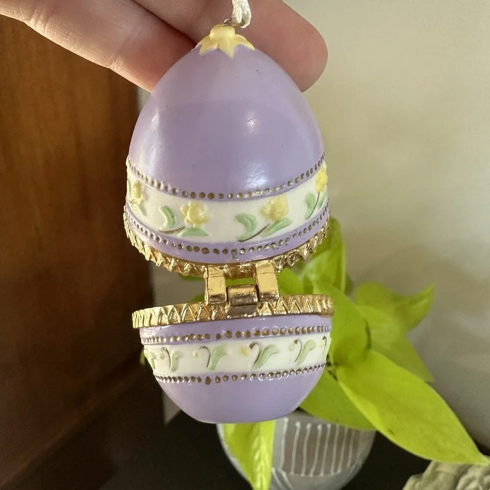Hallmark 2001 chick
