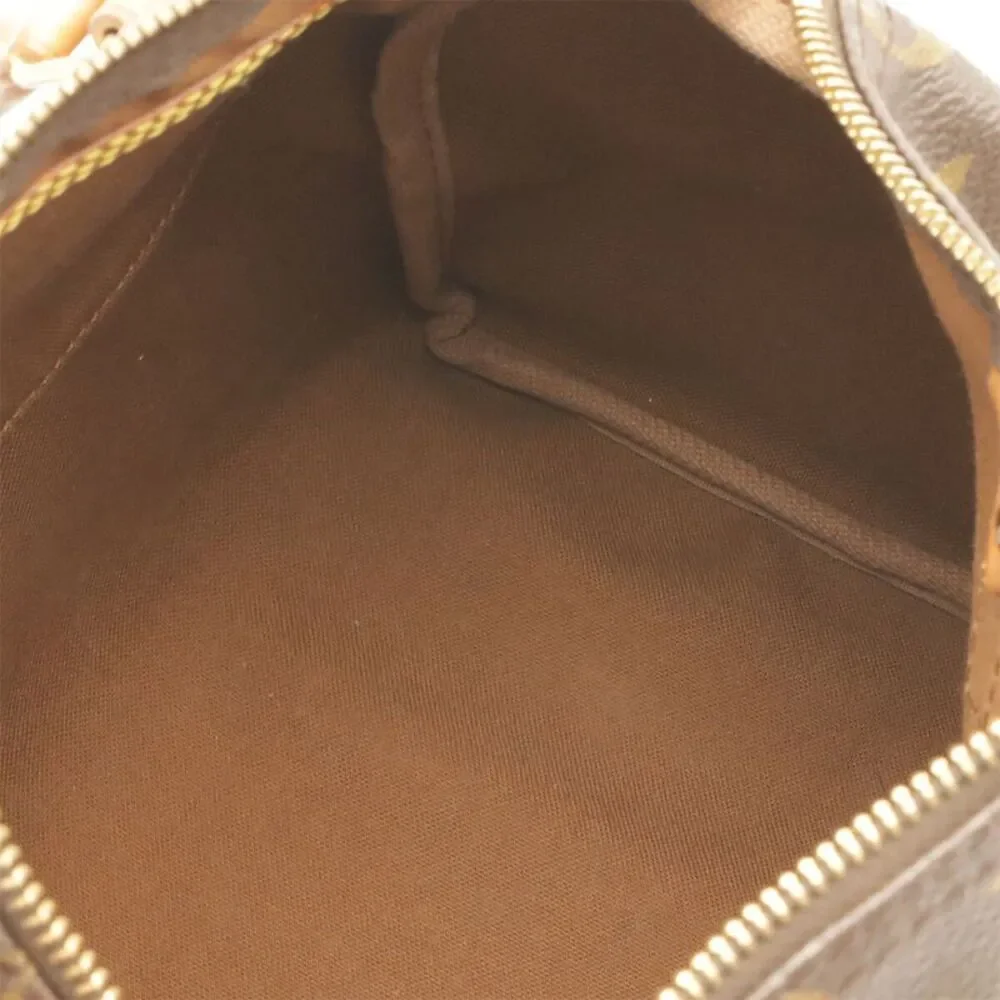 Louis Vuitton delivery duty