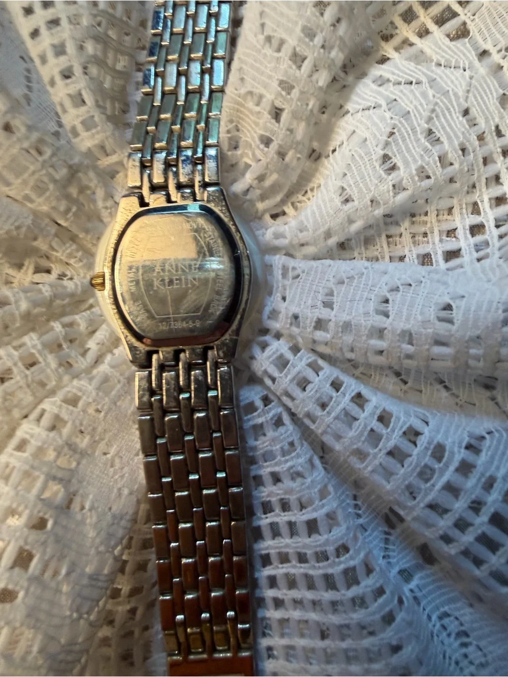 Anne Klein anne klein