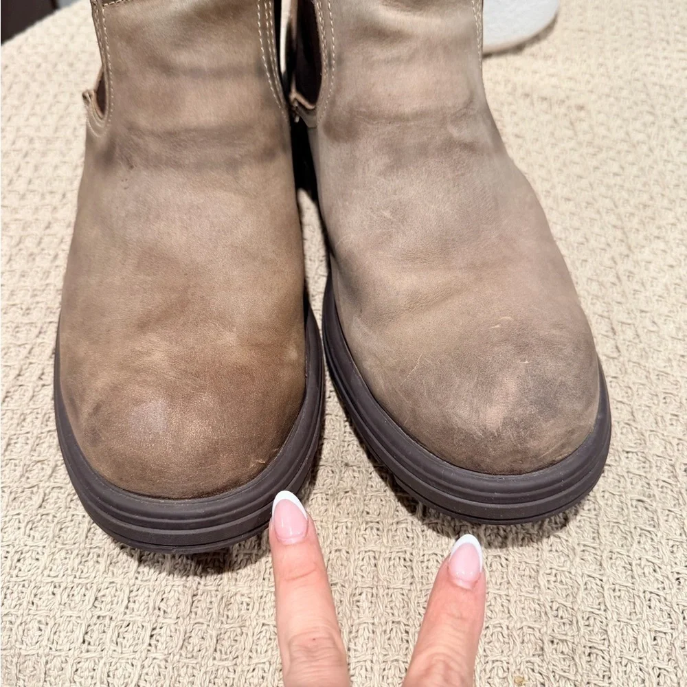 UGG stylish chukka