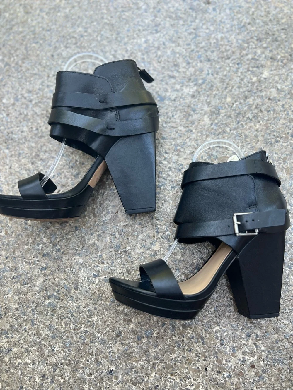 BCBGMaxAzria bold platform