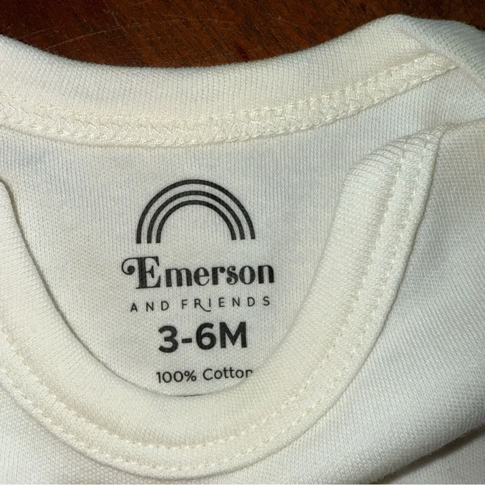 Emerson And Friends 6m nwot