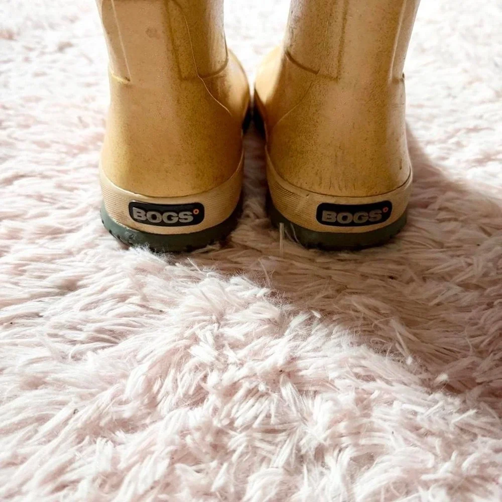 Bogs yellow glitter