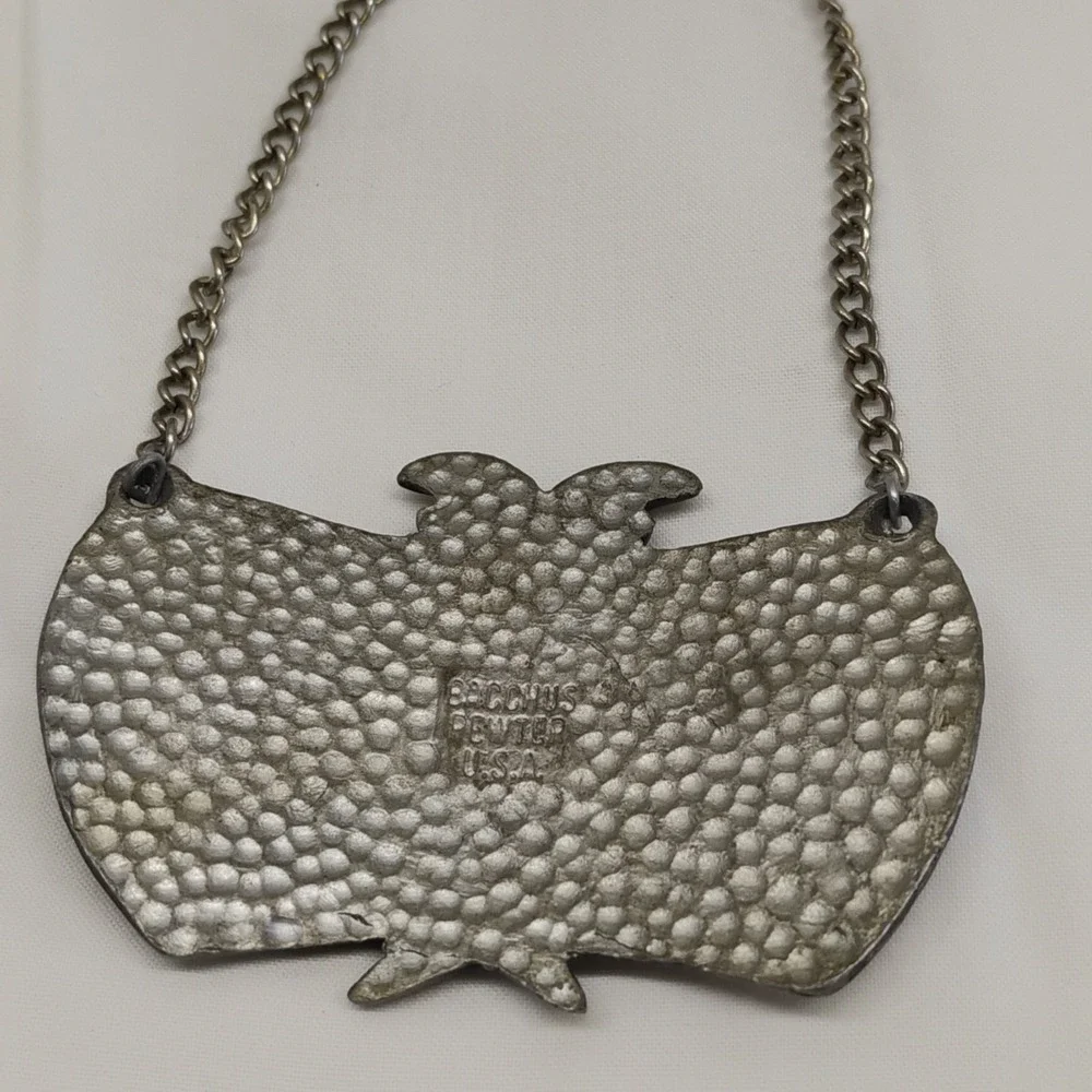 Bacchus Pewter USA VODKA Decanter Alcohol Bottle Engraveable Chain Label Tag