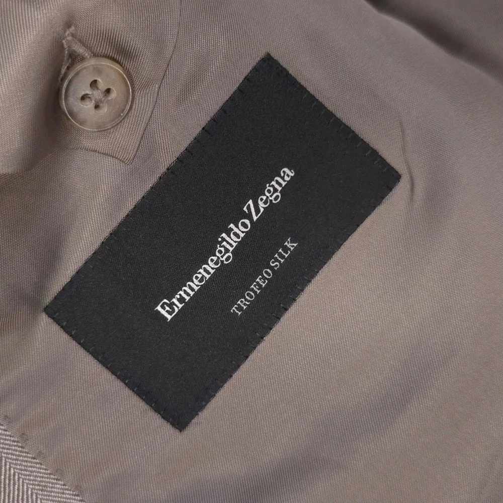 ERMENEGILDO ZEGNA Trofeo Silk Herringbone Blazer Beige Men 42L SWITZERLAND‎