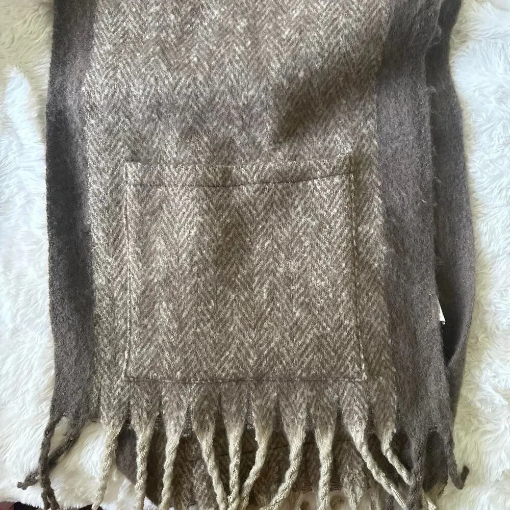 Source Unknown chunky brown