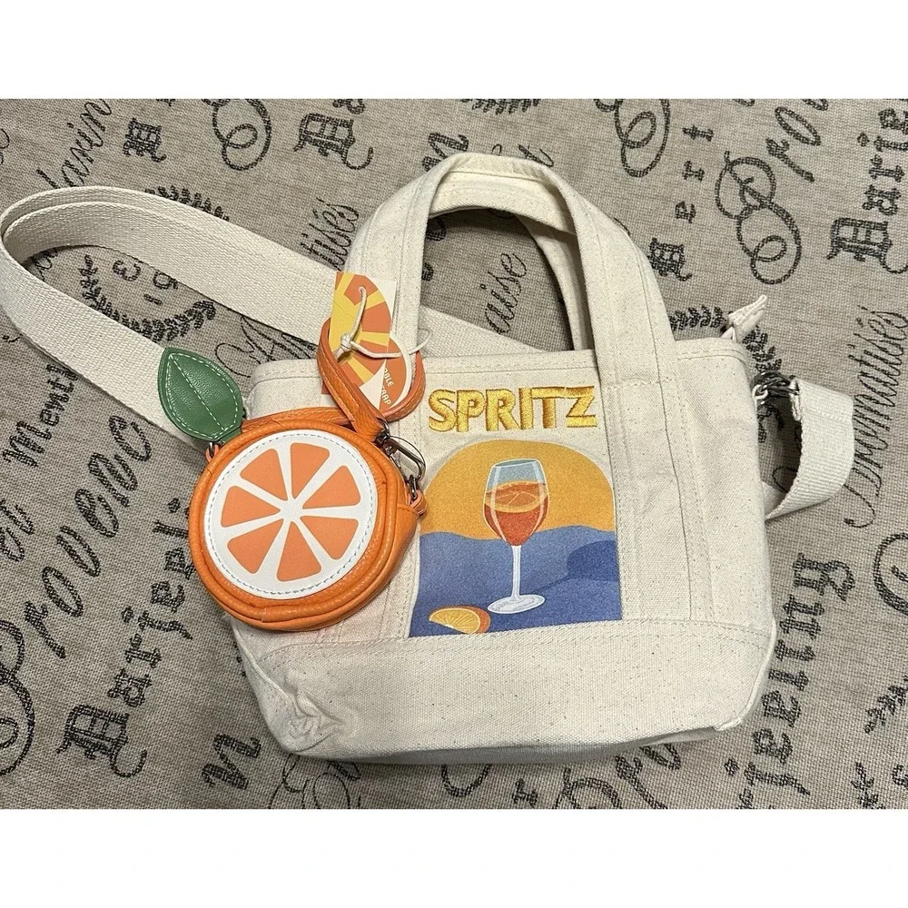 Adorable C&C California Spritz Canvas Tote Bag Purse Orange Slice Wristlet - NWT