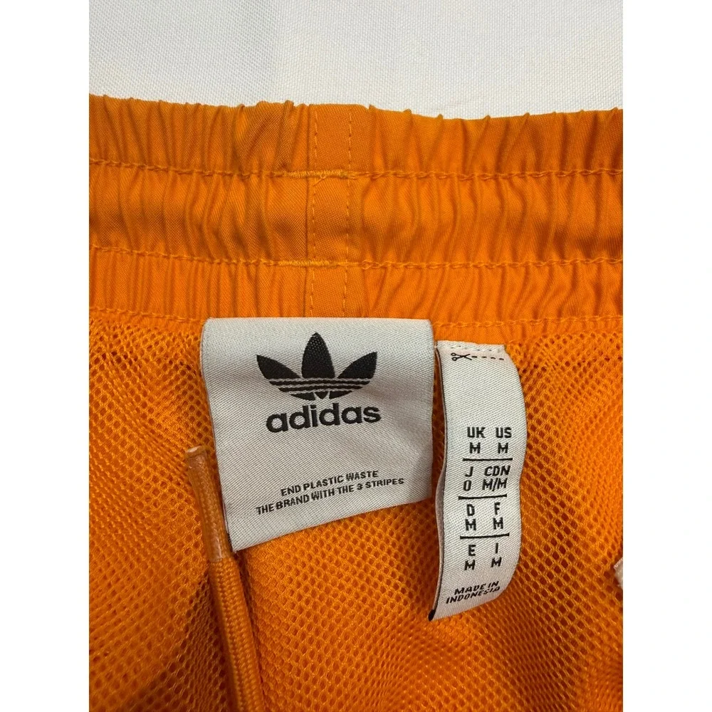 adidas smoke free