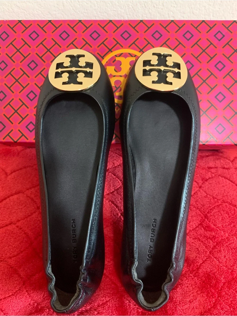 Tory Burch Black Leather Ballet Flats with Gold Logo Disc