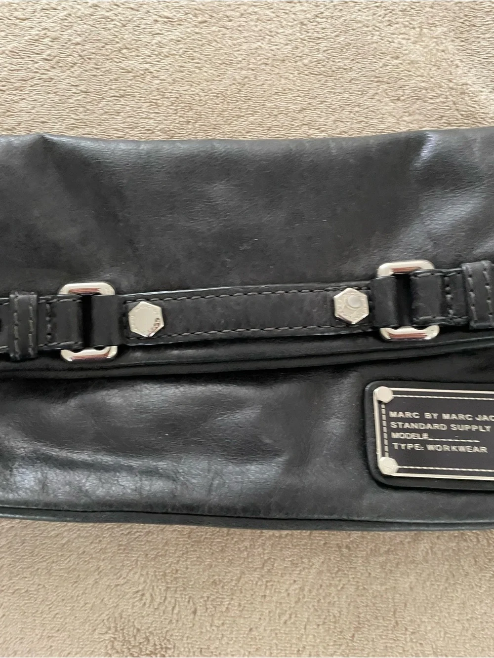 Marc By Marc Jacobs use leather