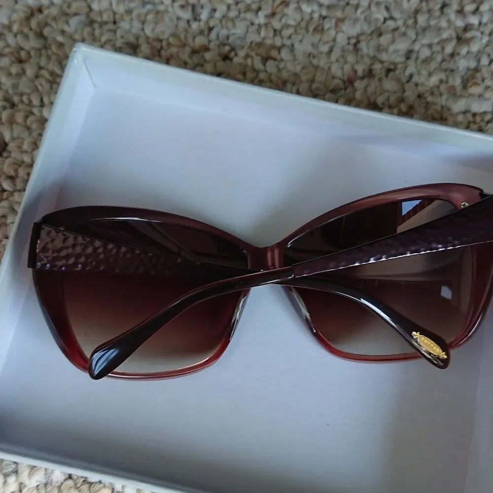 Oliver Peoples oliver peoples