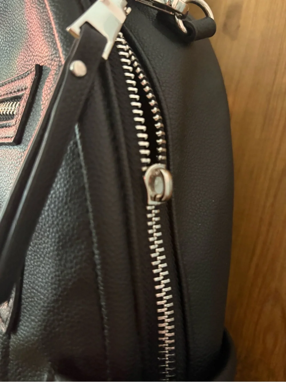 Madden Nyc sleek black