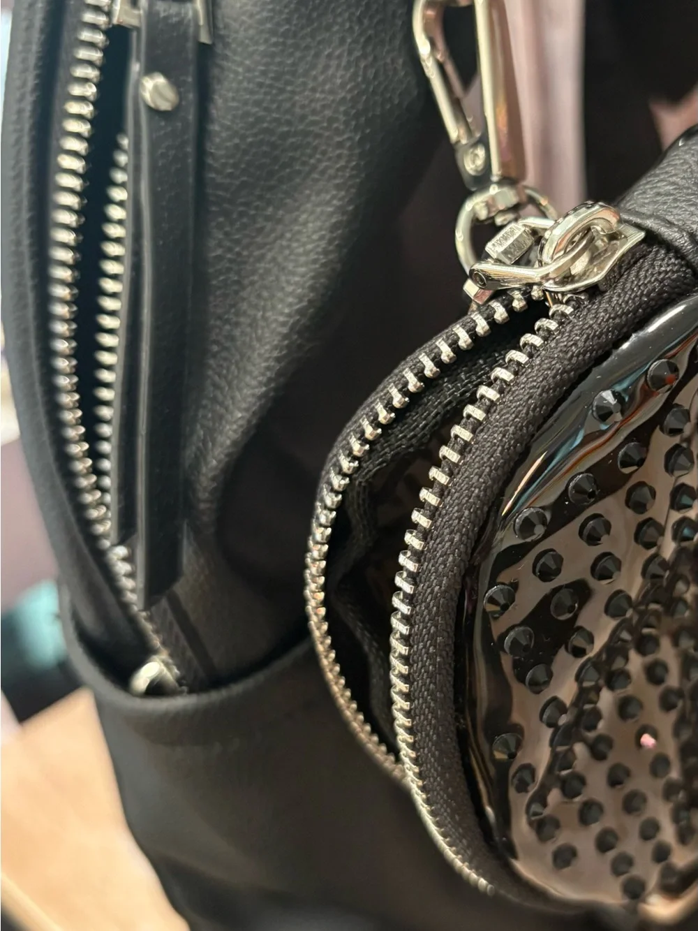 Madden Nyc sleek black