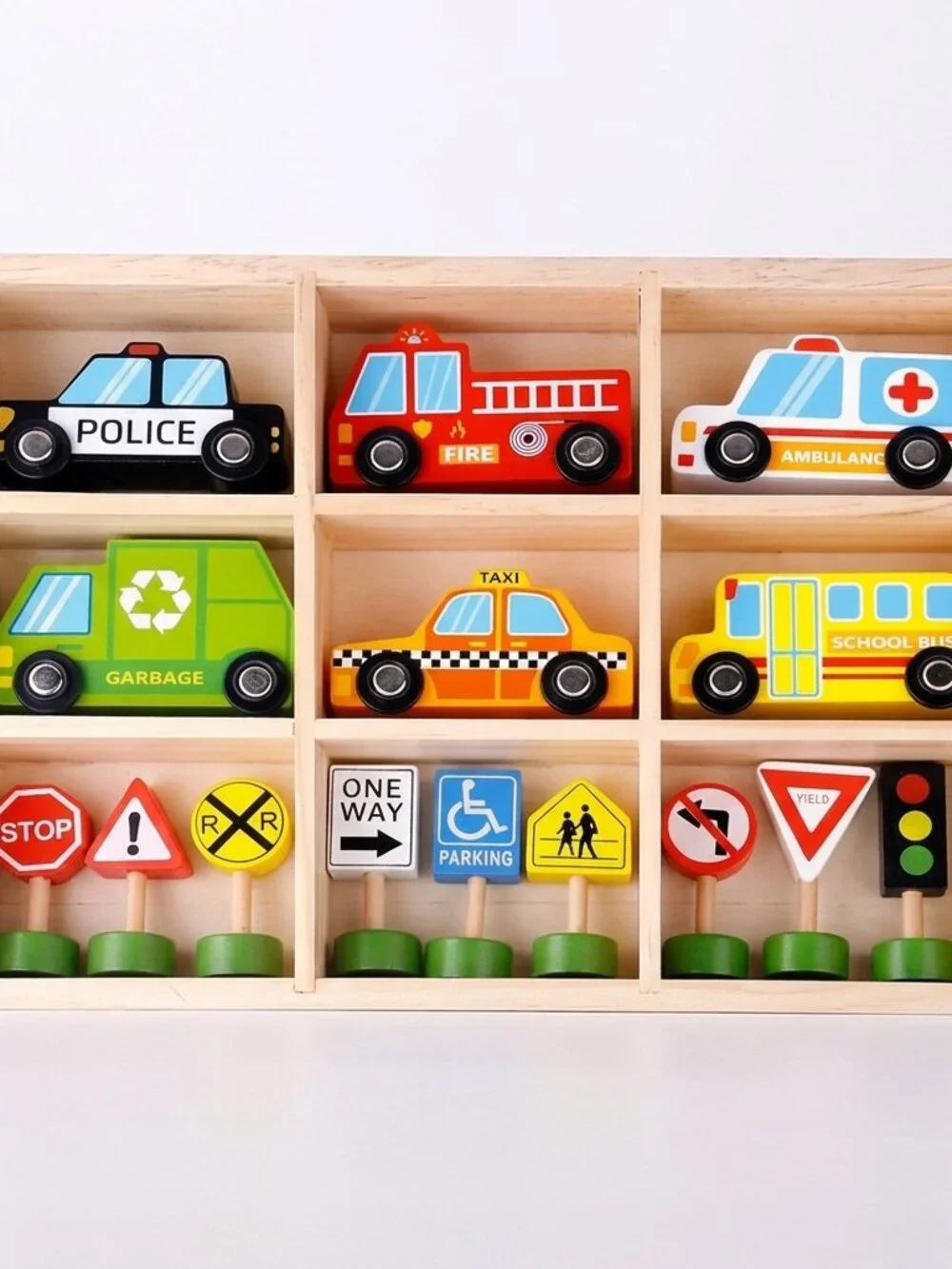 Montessori Wooden Transportation Vehicles & Road Signs Toy Set New