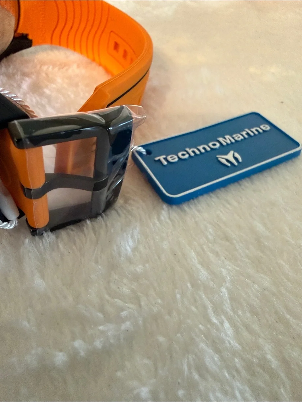Technomarine striking orange