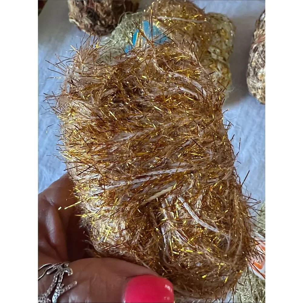 N/A skeins gold