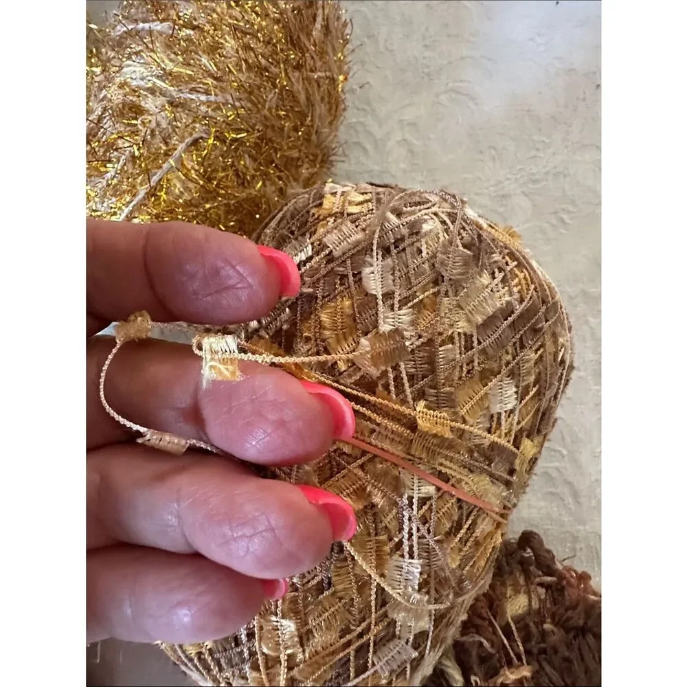 N/A skeins gold