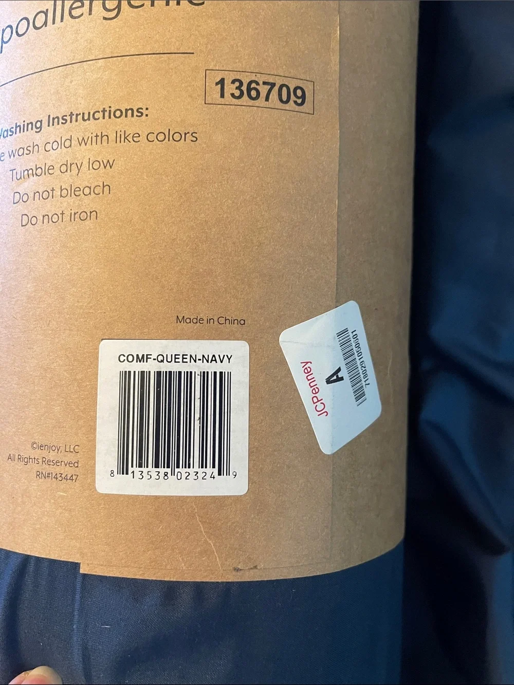 IEnjoy Home All-Weather Down Alternative Comforter - Navy