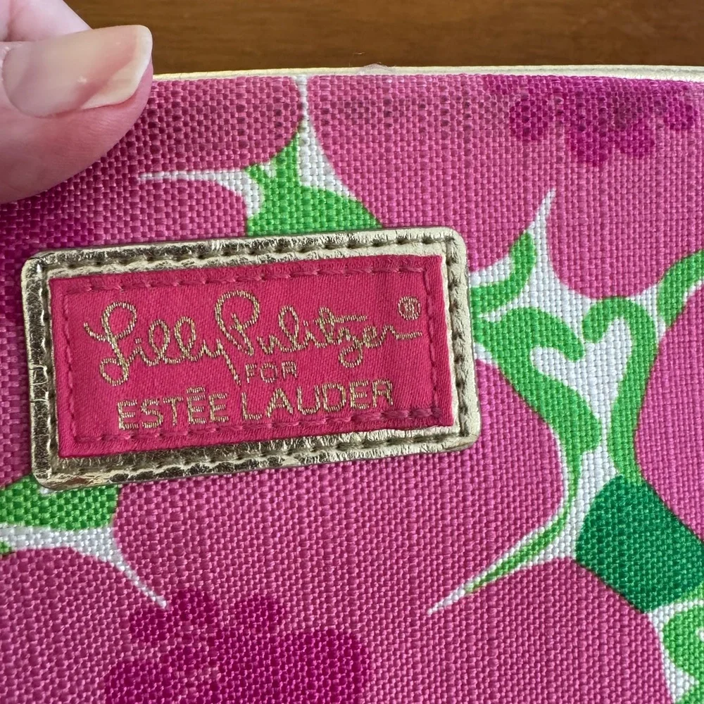Lilly Pulitzer charming lilly
