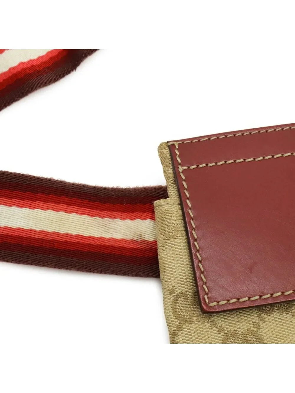Gucci pouch everyday