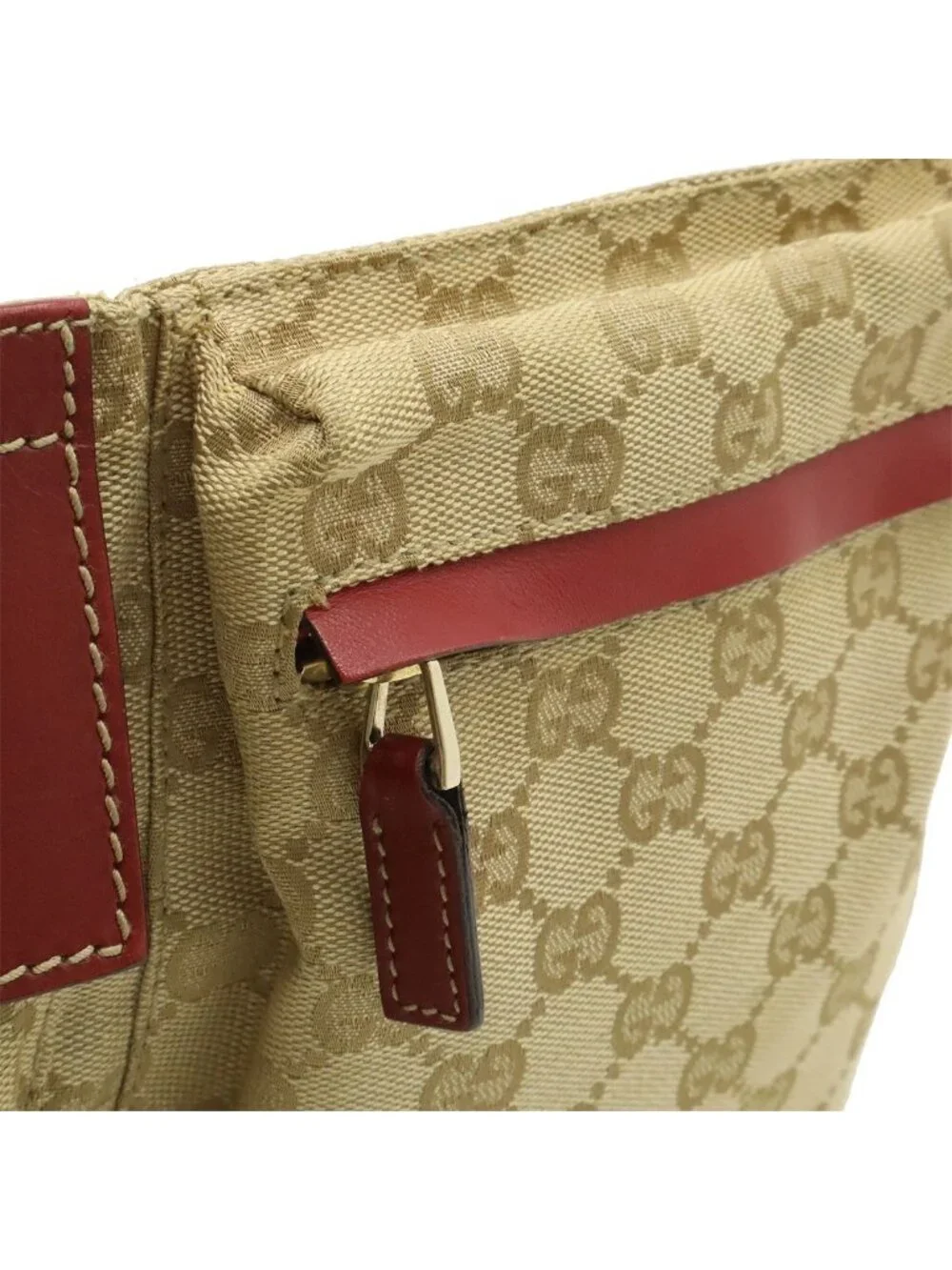 Gucci features type has