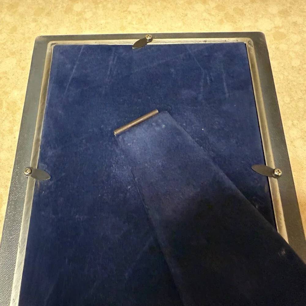 N/A metal picture